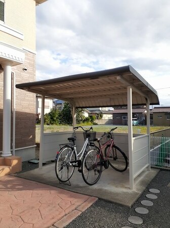 プラテリーアBの物件内観写真